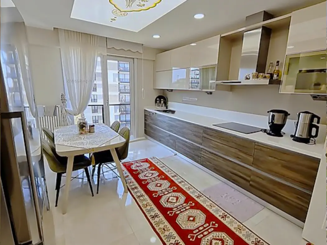 Fitted kitchen